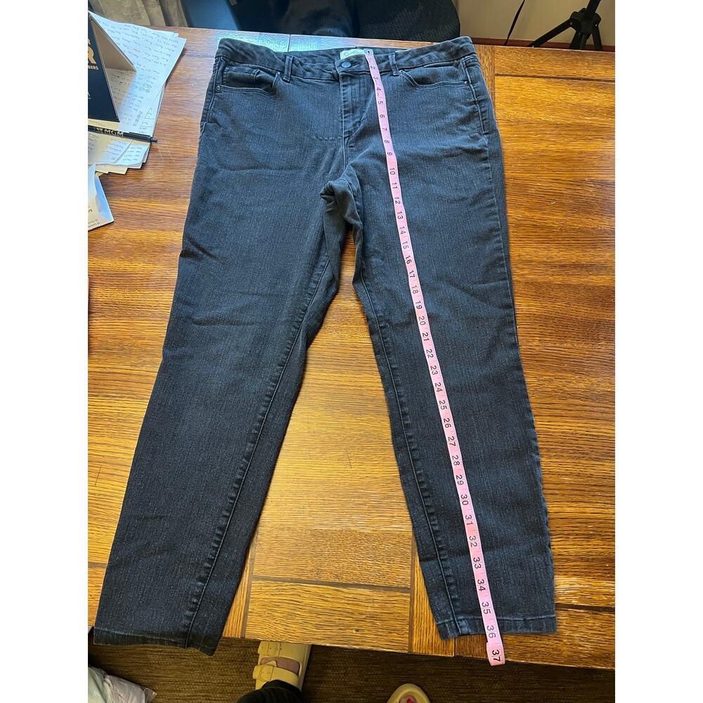Jessica Simpson High Rise Skinny Jeans Black Faded Wash Denim Size 14/32 Stretch - Picture 4 of 12